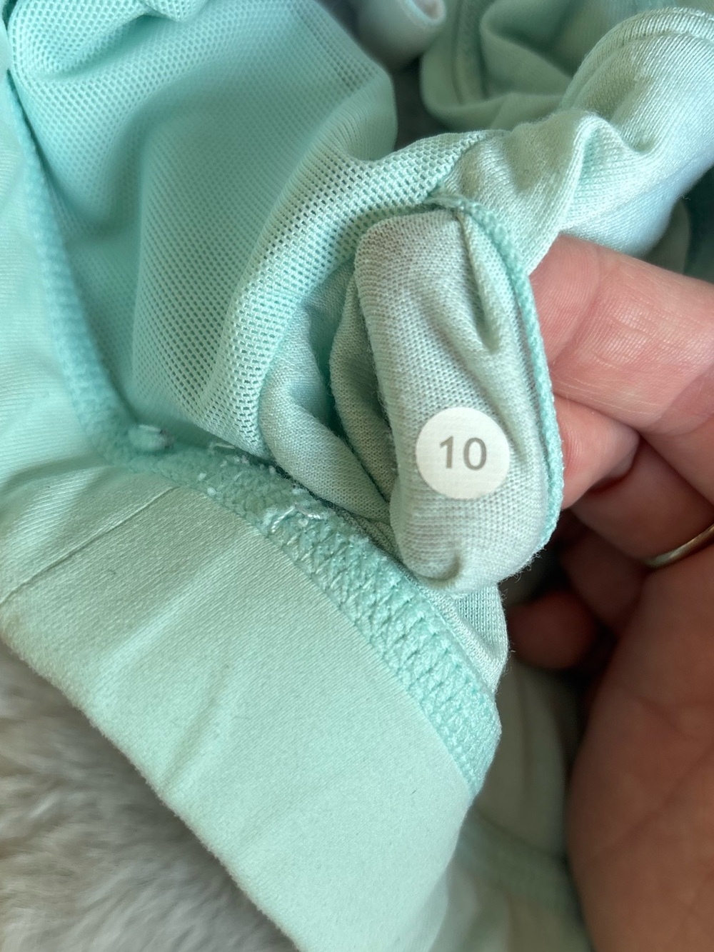 Lululemon bra - Picture 4 of 4